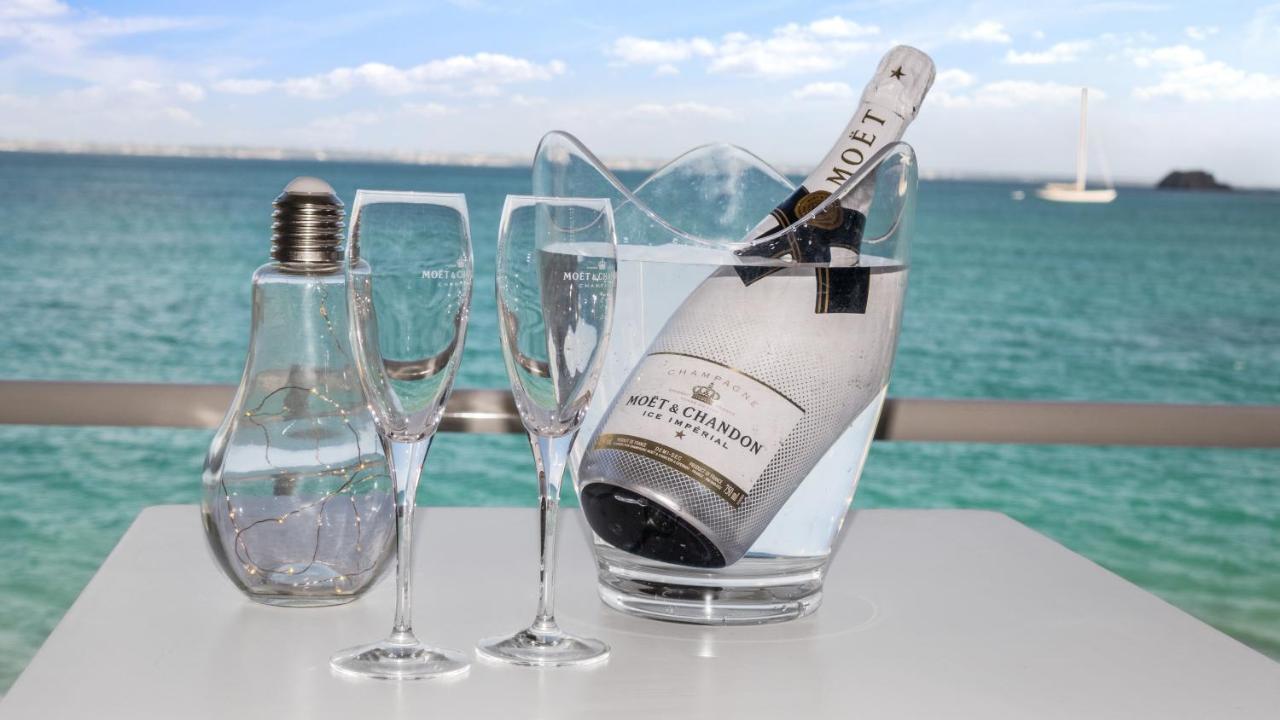 Official Page "Residence Bleu Marine" - Sea View Apartments & Studios - Saint-Martin French Side Гран-Каз Экстерьер фото